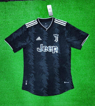 Load image into Gallery viewer, JUVENTUS AWAY JERSEY 2022/23
