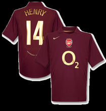 Load image into Gallery viewer, ARSENAL HENRY RETRO JERSEY 2005-06
